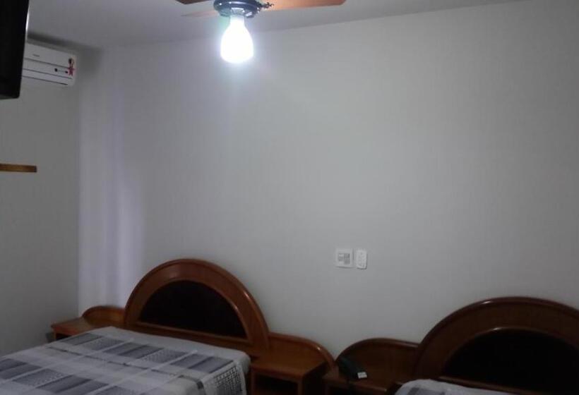 Семейный Номер, Florença