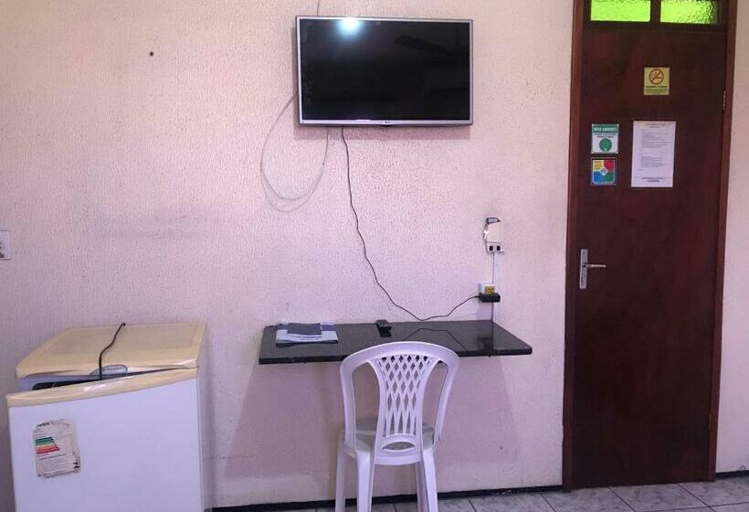 חדר סטנדרט, Monólitos