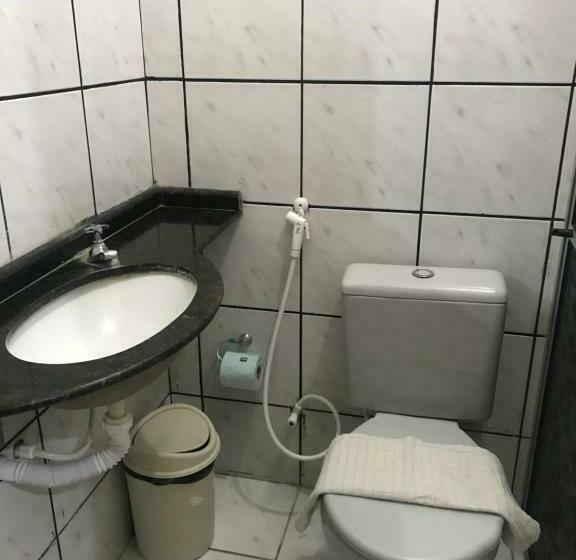 חדר אקונומי, Monólitos