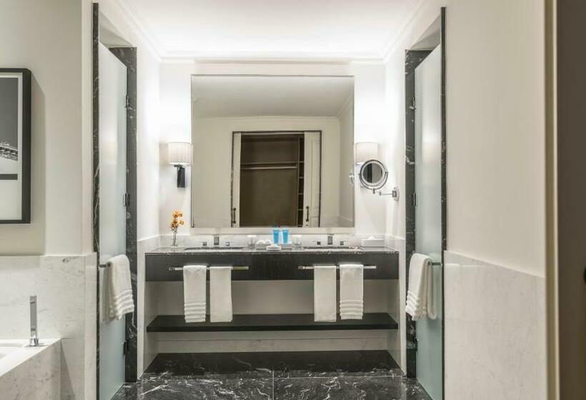 سوییت جونیور, Palacio Tangara  An Oetker Collection