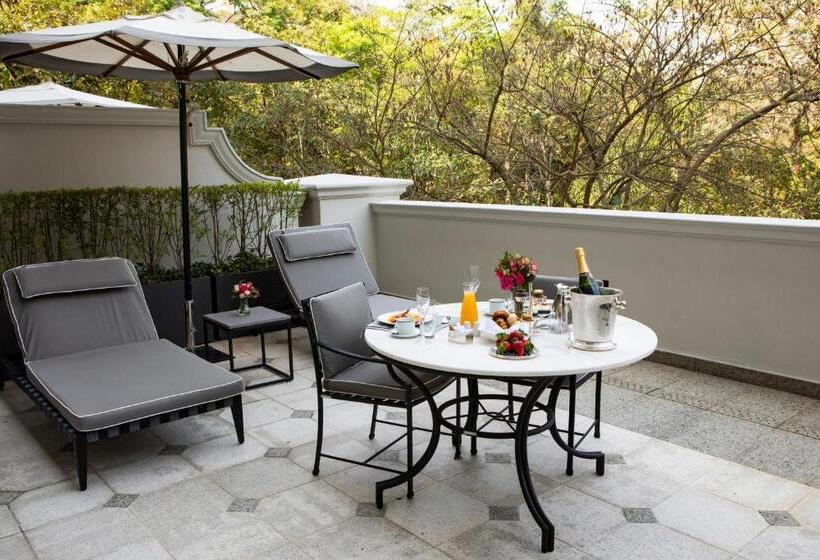 سوییت جونیور لوکس, Palacio Tangara  An Oetker Collection