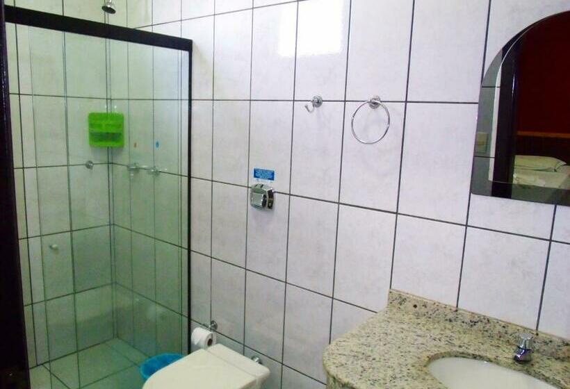 标准间, Pousada Real