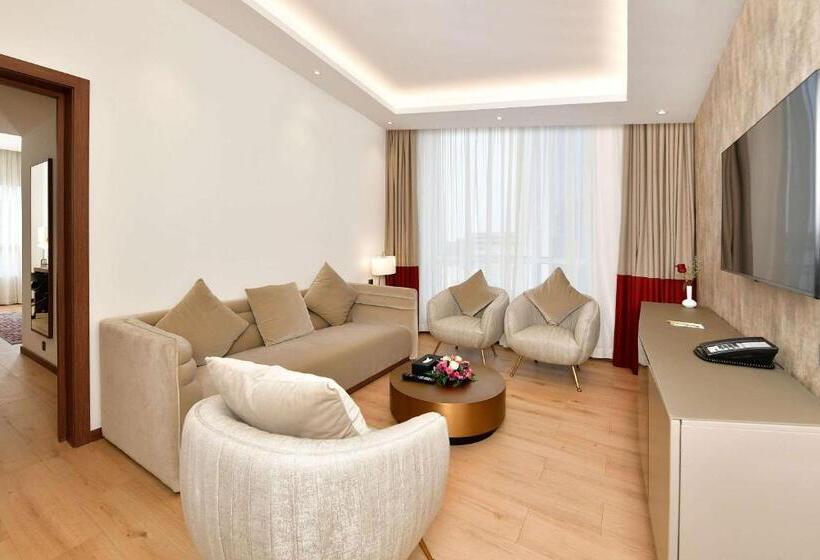 Deluxe Suite King Bed, Comfort Hotel Riyadh Olaya