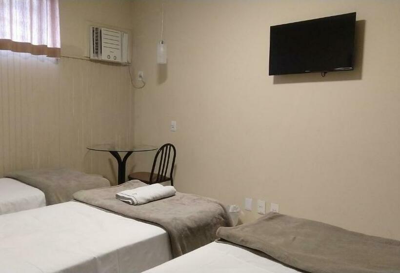 غرفة قياسية ثلاثية, Econotel