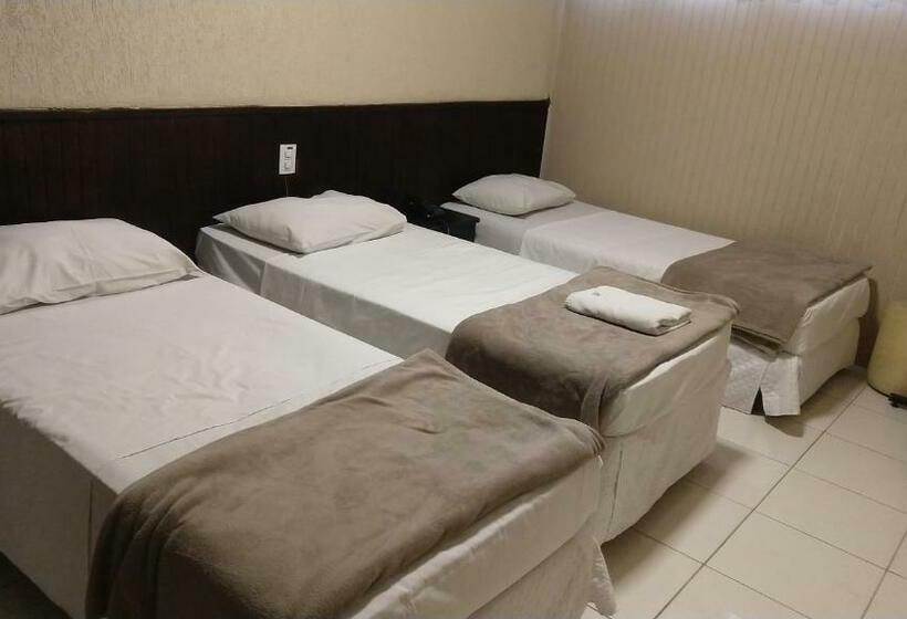 스탠다드 트리플 룸, Econotel