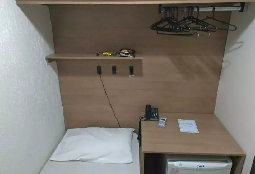 シングルベーシックルーム, Econotel