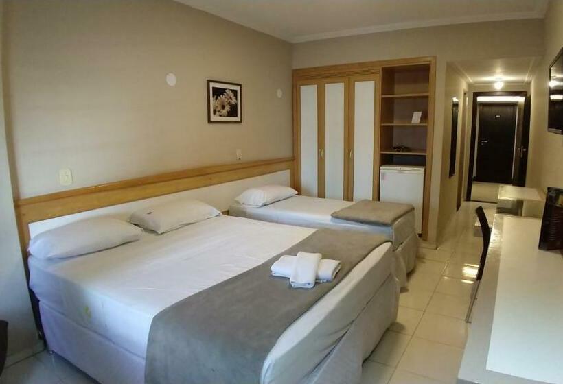 디럭스 트리플 룸, Econotel