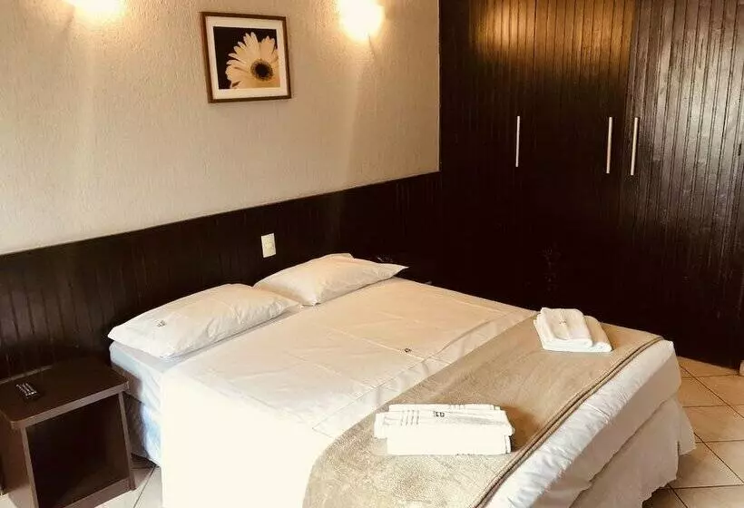 デラックスルーム, Econotel