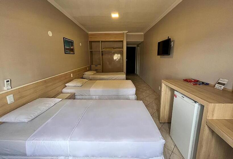 디럭스 트리플 룸, Econotel