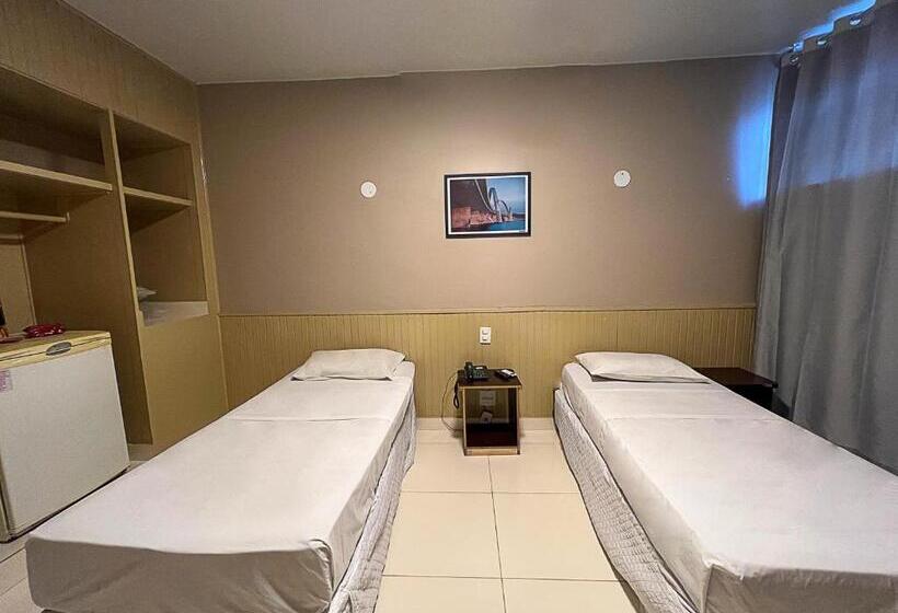 标准间, Econotel