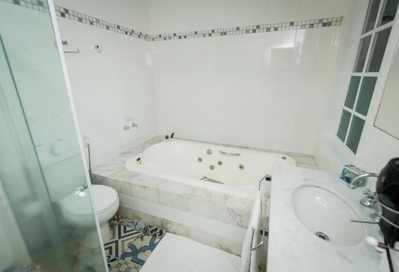 Номер Deluxe, Altenhaus Pousada Itaipava