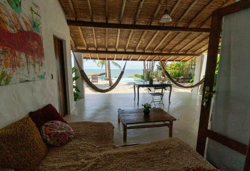 جناح ديلوكس, Casarão Alto Mucugê