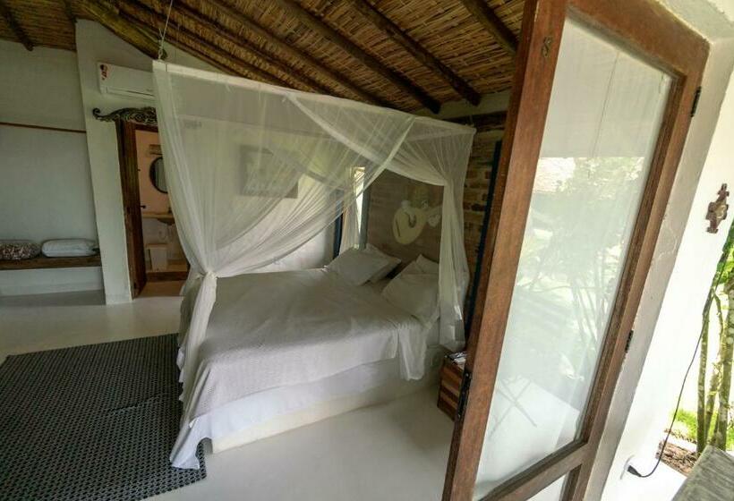 جناح ديلوكس, Casarão Alto Mucugê