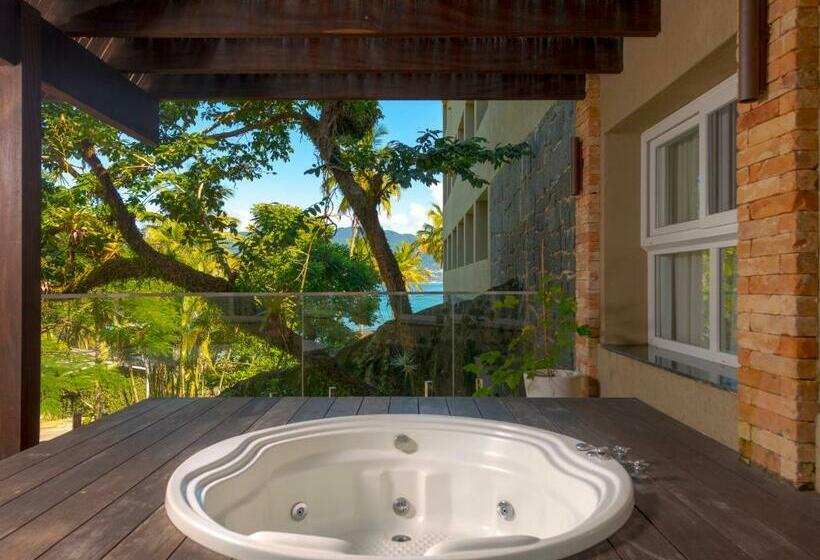 جناح ديلوكس, Mercedes