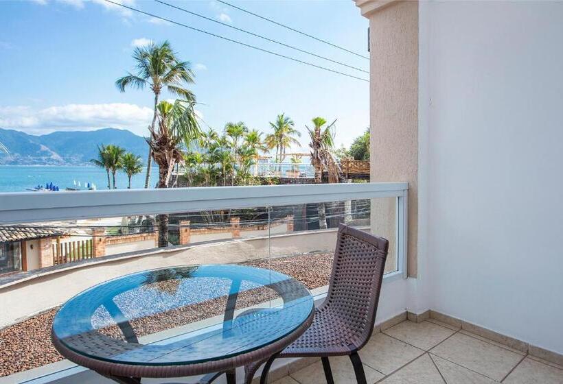 جناح مطلّ علي البحر, Mercedes