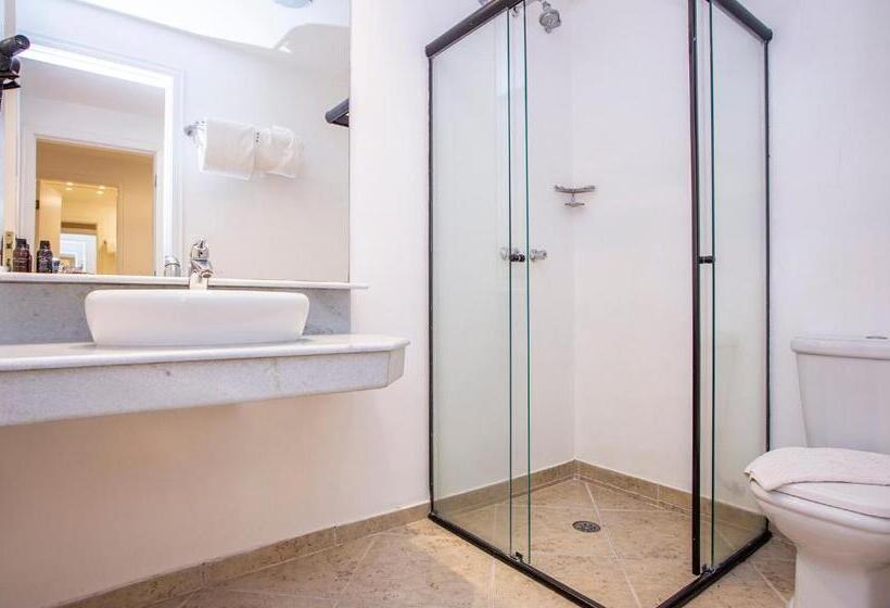 جناح غرفتين نوم, Mercedes