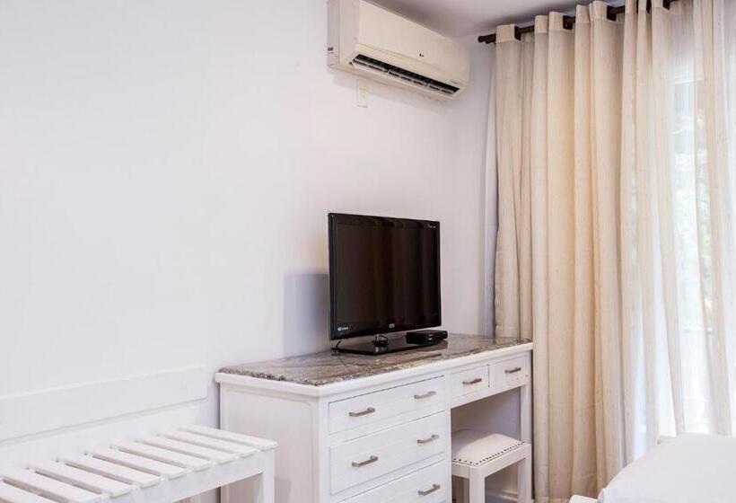 جناح غرفتين نوم, Mercedes