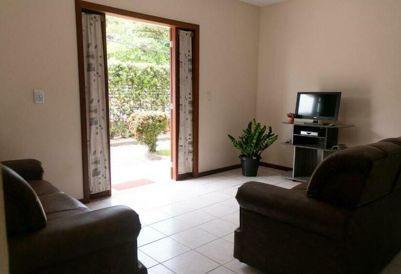 ２ベッドルームアパートメント, Mestre Lord Apart