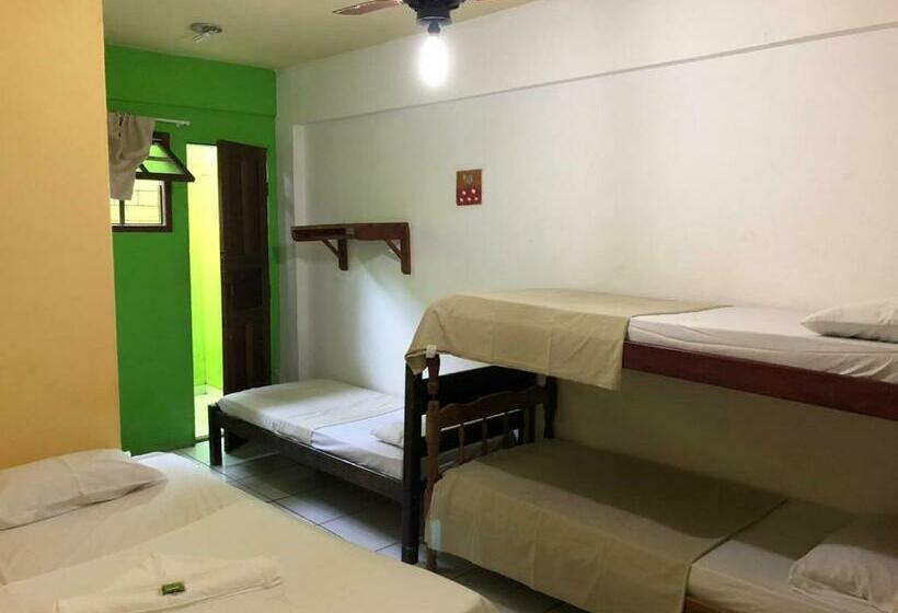 패밀리 룸, Pousada Caravelas