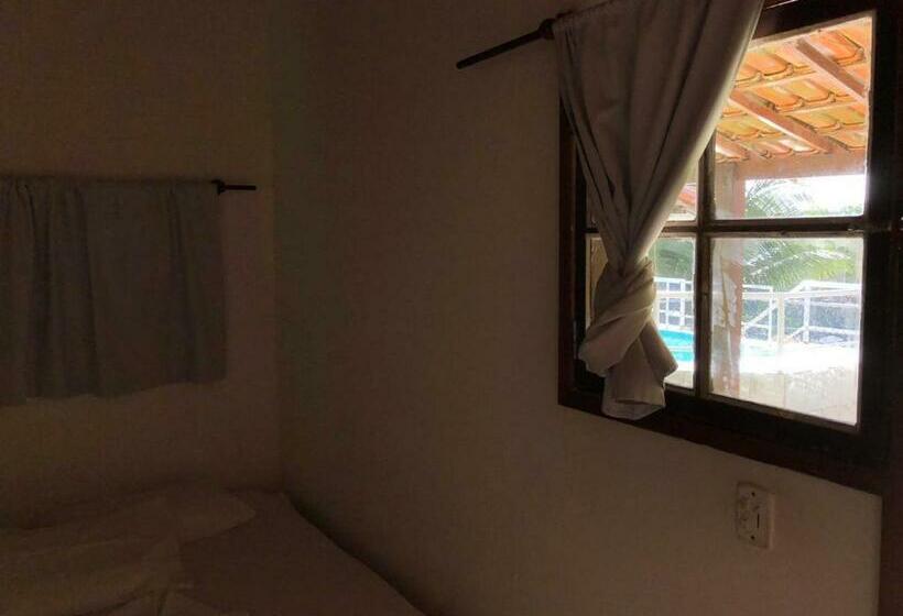 베이직 3인 룸, Pousada Caravelas