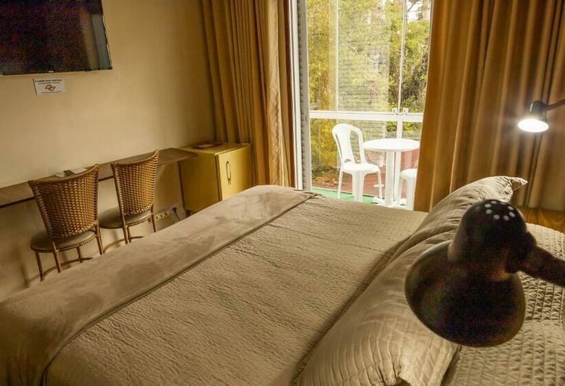 Belső Udvarra Néző Standard Szoba, Pousada Kaliman Campos Do Jordão   Premium