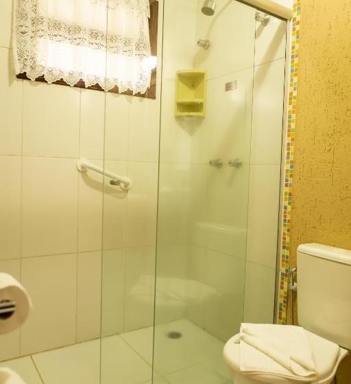Quarto Quadruple Standart com Varanda, Pousada Kaliman Campos Do Jordão   Premium