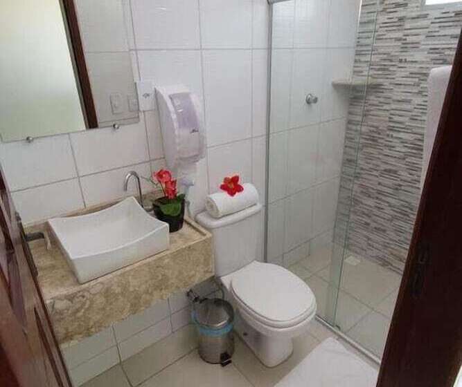 트리플 클래식 룸, Pousada Maragolfinho