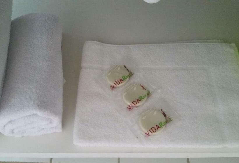 סוויטה, Pousada Maresia Centro