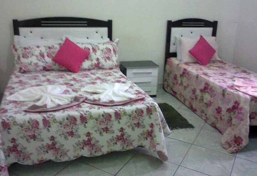 Quarto Triplo Estandar, Royal Class