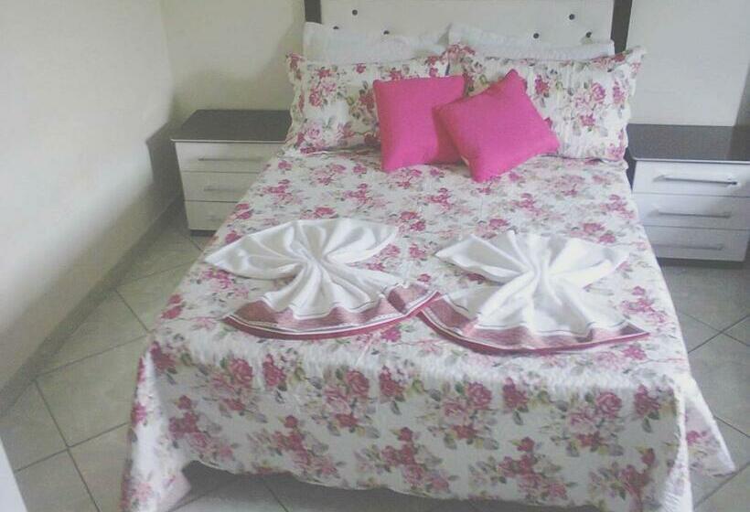 Quarto Triplo Estandar, Royal Class