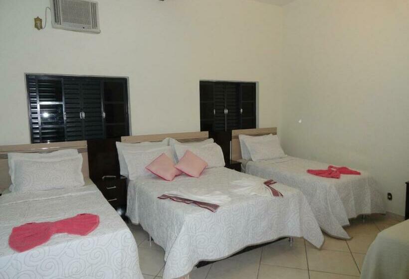 Quarto Quádruplo Estandar, Royal Class