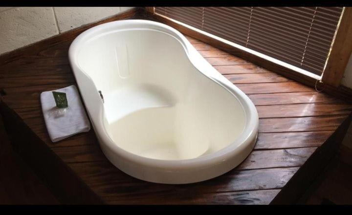 Hegyre Néző Lakosztály, Pousada Do Rei Arthur