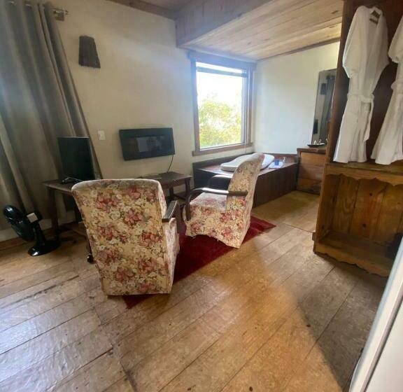 Kertre Néző Lakosztály, Pousada Do Rei Arthur