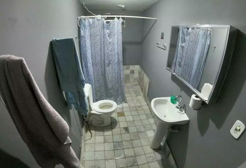 ファミリールーム, Casa Do Professor Hostel