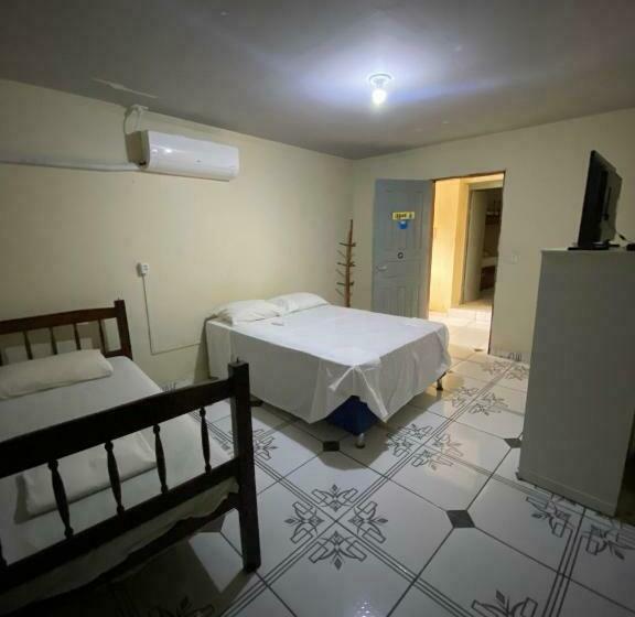 Quarto Familiar, Casa Do Professor Hostel