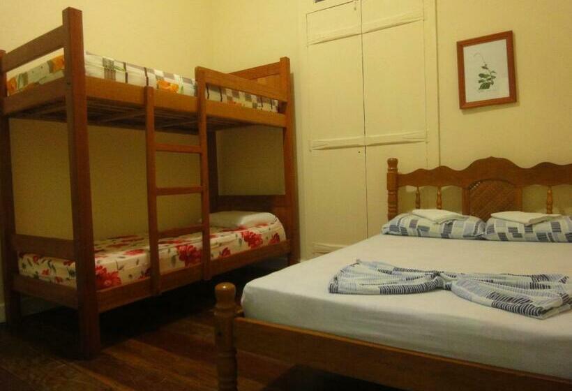 اتاق خانوادگی با سرویس بهداشتی مشترک, Hostel Manaus