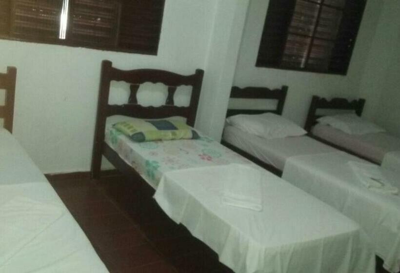 スタンダードトリプルルーム, Hostel Palmas Centro Da Cidade