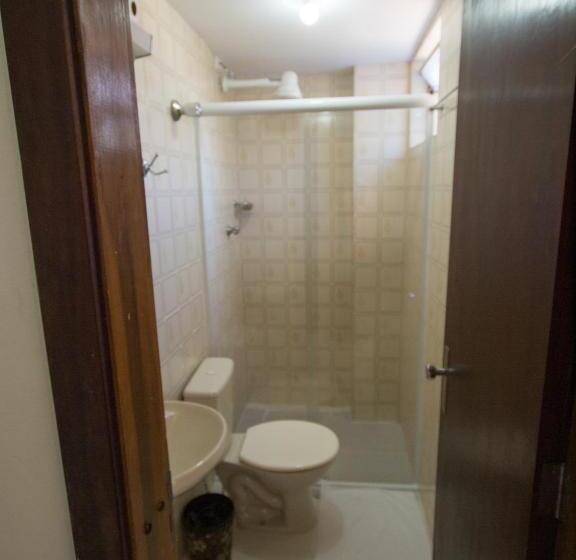 חדר סטנדרט לשלושה, Estrela Do Sul