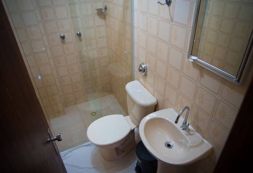 חדר סטנדרט, Estrela Do Sul