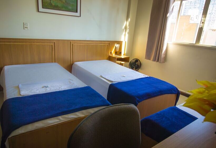 חדר סטנדרט, Estrela Do Sul