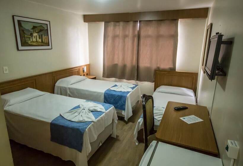 חדר סטנדרט לשלושה, Estrela Do Sul