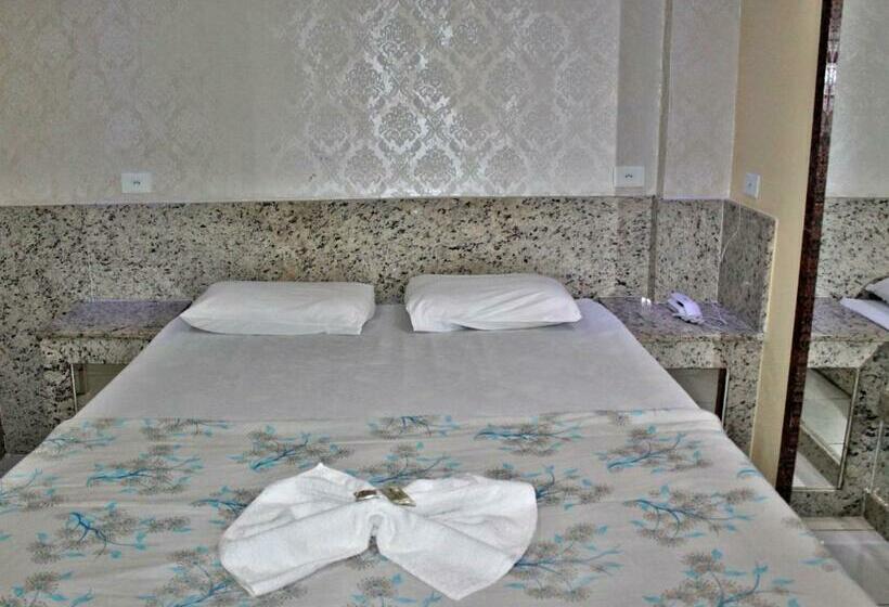 Quarto standard, Farol Da Barra