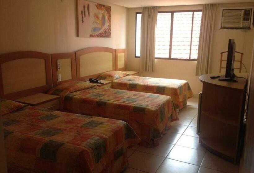 غرفة سوبيريور ثلاثية, Gran Roza