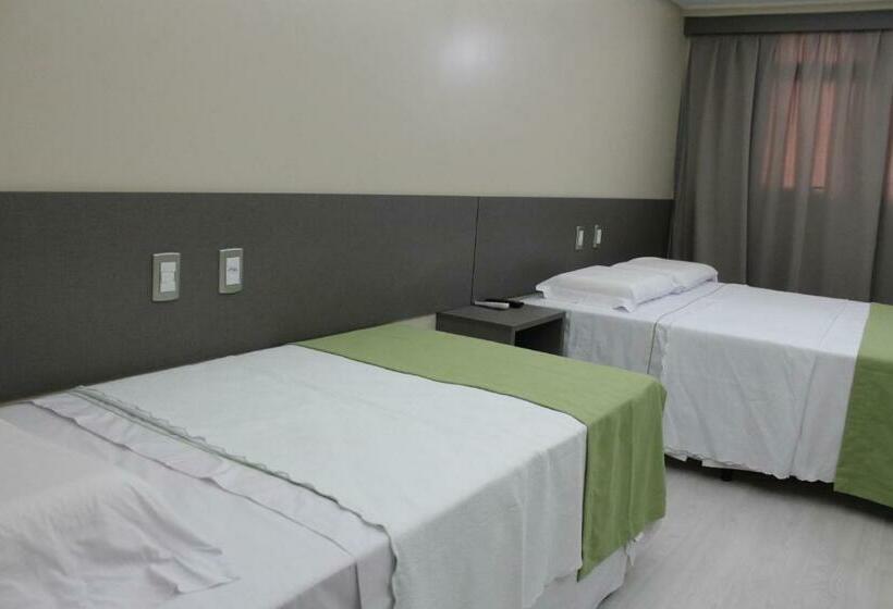 غرفة ديلوكس ثلاثية, Herval Park