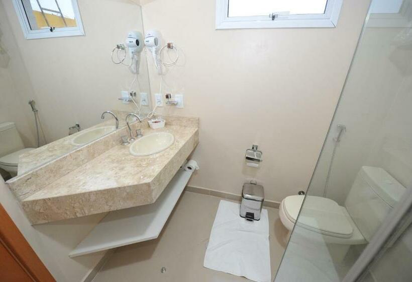 غرفة ديلوكس ثلاثية, Herval Park