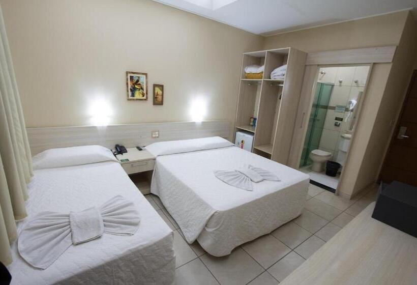 غرفة إدارية ثلاثية, Herval Park