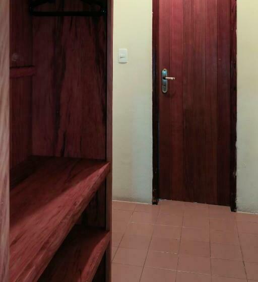 غرفة عائلية, Indaiá Praia