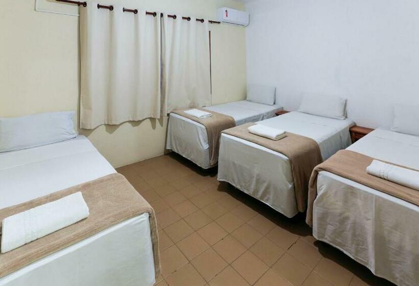 غرفة عائلية, Indaiá Praia