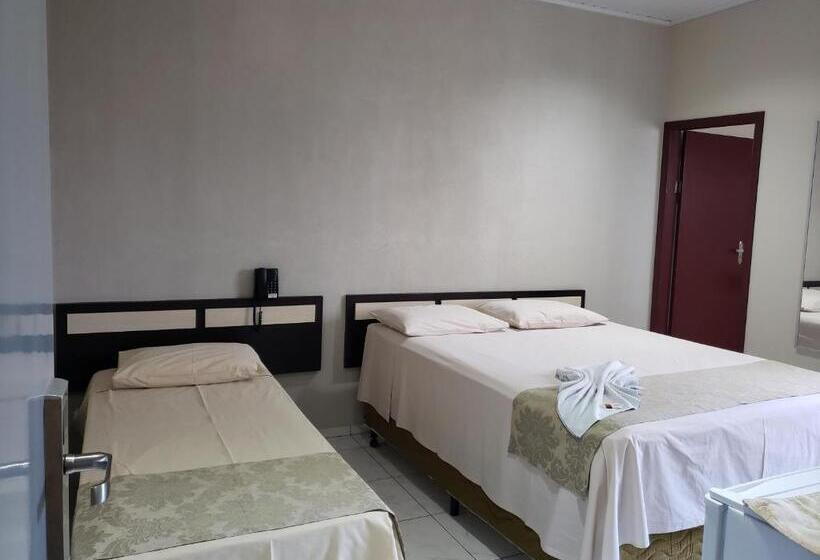 غرفة إدارية ثلاثية, Itatiaia