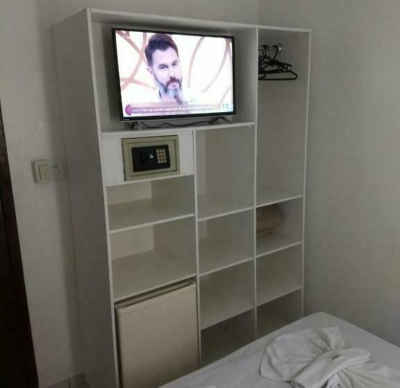 חדר סטנדרט, Master